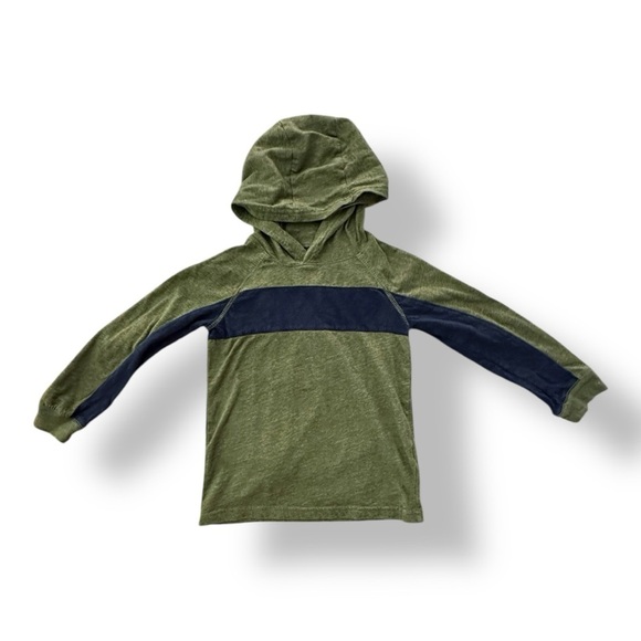 OshKosh B’gosh | Long Sleeve Hooded Tees (4T) - Picture 2 of 9